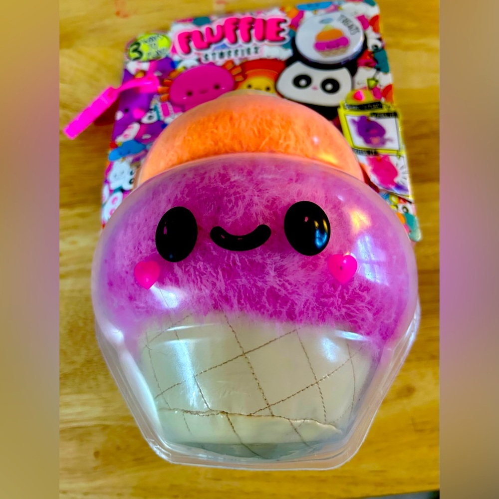 Fluffie Stuffiez large Ice Cream